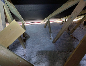 Zateplení novostavby rodinného domu pomocí foukané izolace